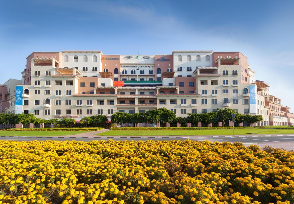 Novotel Bur Dubai - Healthcare City Exterior foto